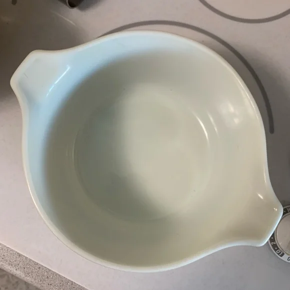 Pyrex - Picture 3 of 3